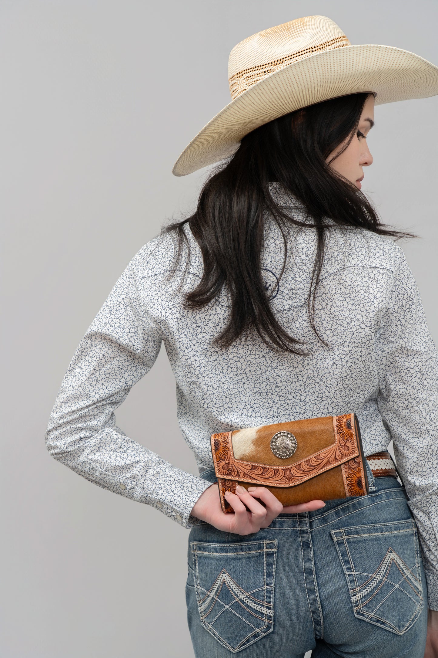 Outback King | Honey Don't Shirt | Outback Bloom